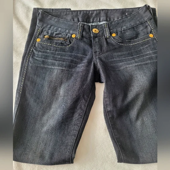 Dark Guess Women's Jeans - Never Worn - Size 27 - Picture 3 of 6